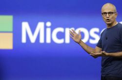 微(wēi)軟的(de)新變革：從(cóng)Lumia、Surface、HoloLens說(shuō)起